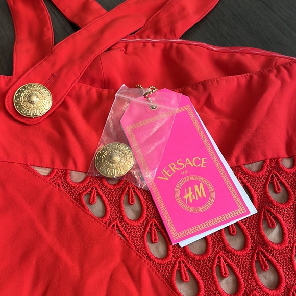 Looking for that little hot number for the summer... here it is. - Picture 2 of 9